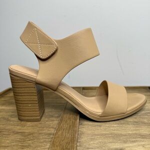 Soda Wait Tan Women's Block Heel Sandals